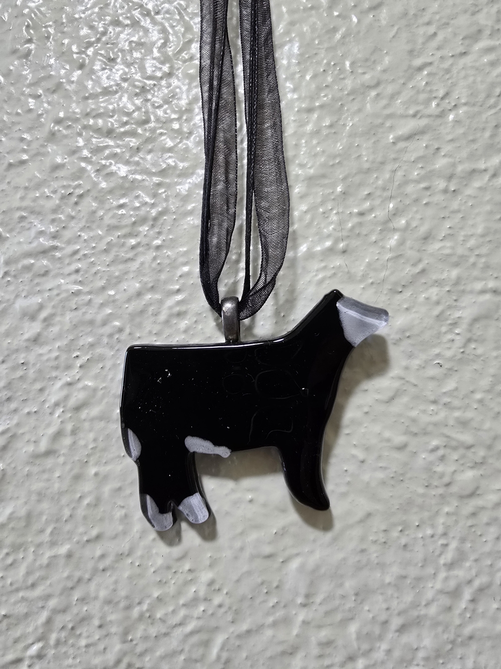 Black and White Gkass Steer Pendant Necklace